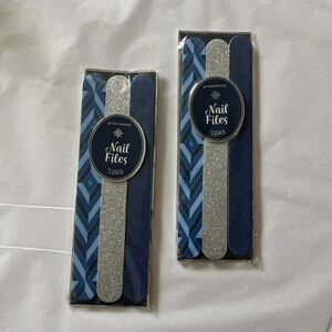 Lot of 2 Nail Files by Groovi Beauty 3 pack brand new